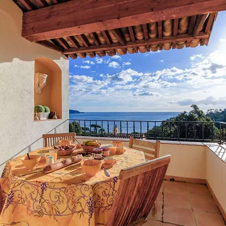 Select'so - Panorama - Services Hôteliers&prestations De Qualité Villa Le Lavandou